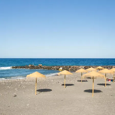 Home2book Sea Breeze Apartment, Pool & Terrace Apartman