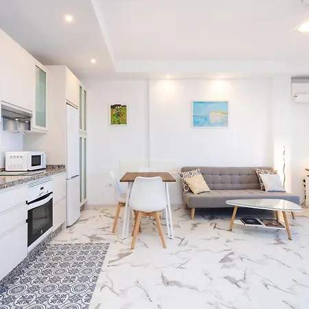 Apartment Home2book Sea Breeze Apartment, Pool & Terrace